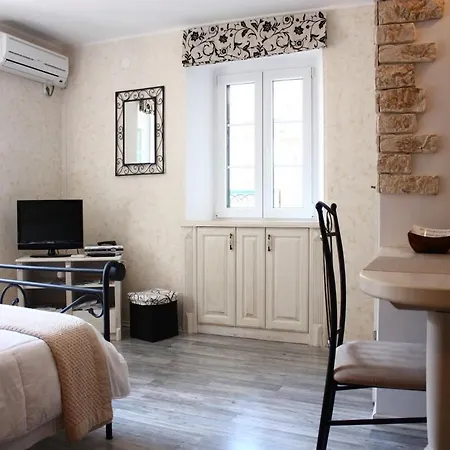 Old Town Apartment