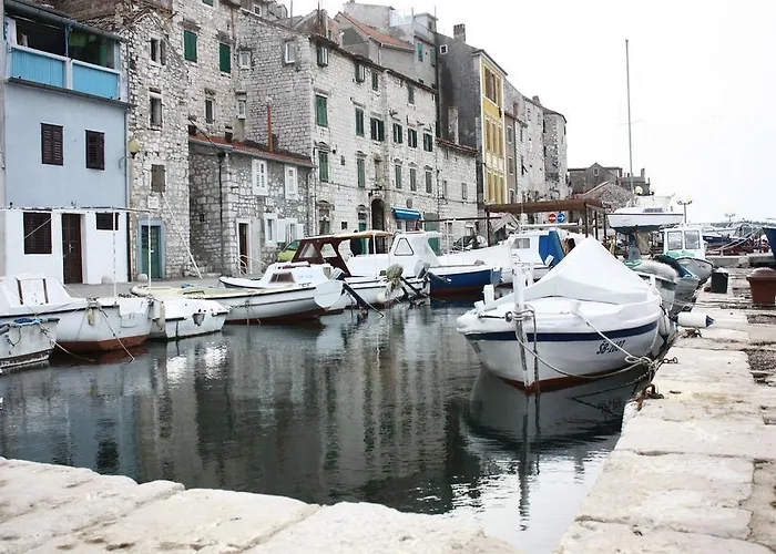 Old Town Апартаменты Шибеник