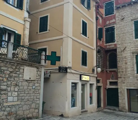 Апартаменты Old Town Шибеник
