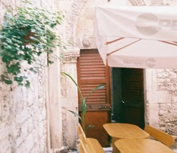 Апартаменты Old Town